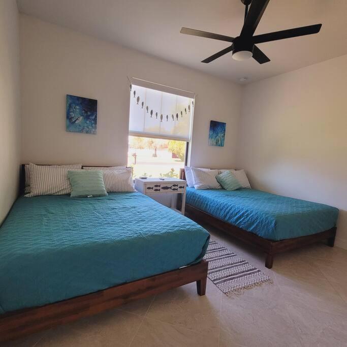 Blue Door Retreat - Luxury Pool Home - Sleeps 8 Кейп-Корал Экстерьер фото